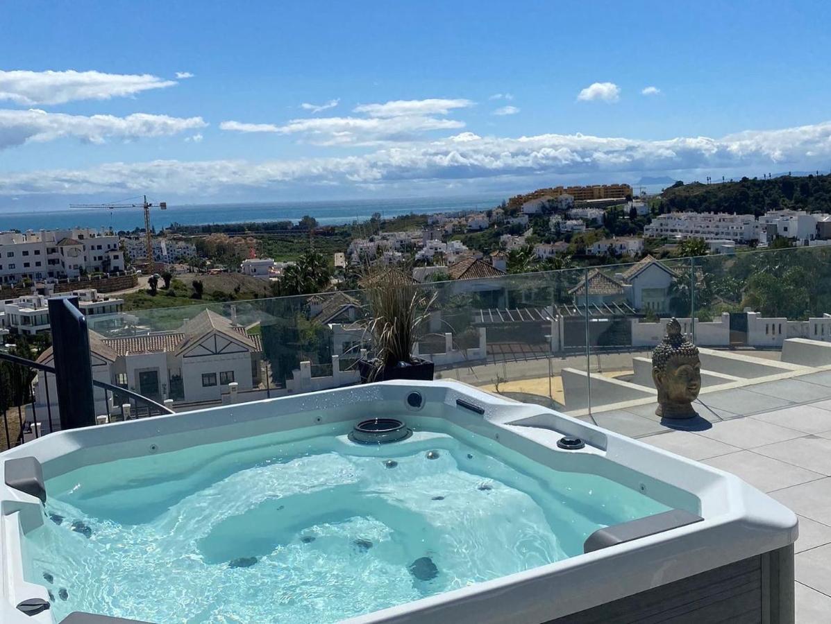 Oasis 325 New Luxury Penthouse With Amazing Sea View And Private Jacuzzi *